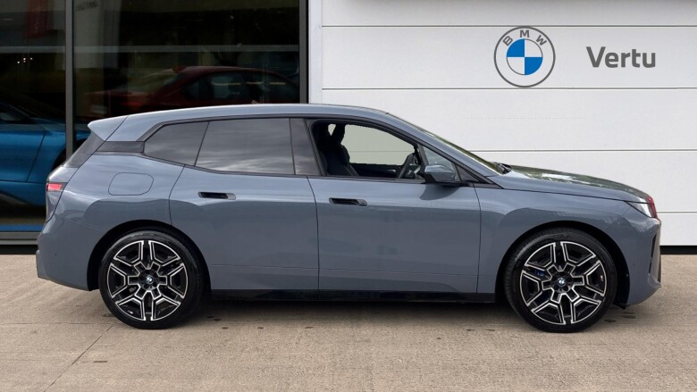 BMW iX 300kW xDrive45 M Sport 101kWh 5dr Auto Electric Estate